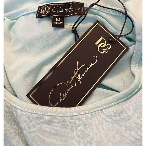 DG2 by Diane Gilman Ladies Medium Jacquard Short Sleeve T Shirt Turquoise NWT - Picture 3 of 4